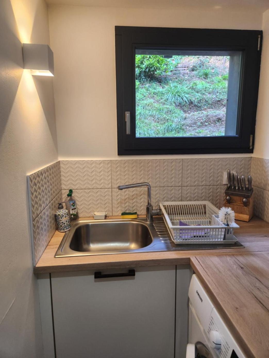 Apartment Agreable Renove Situe Dans Les Hauteurs De *